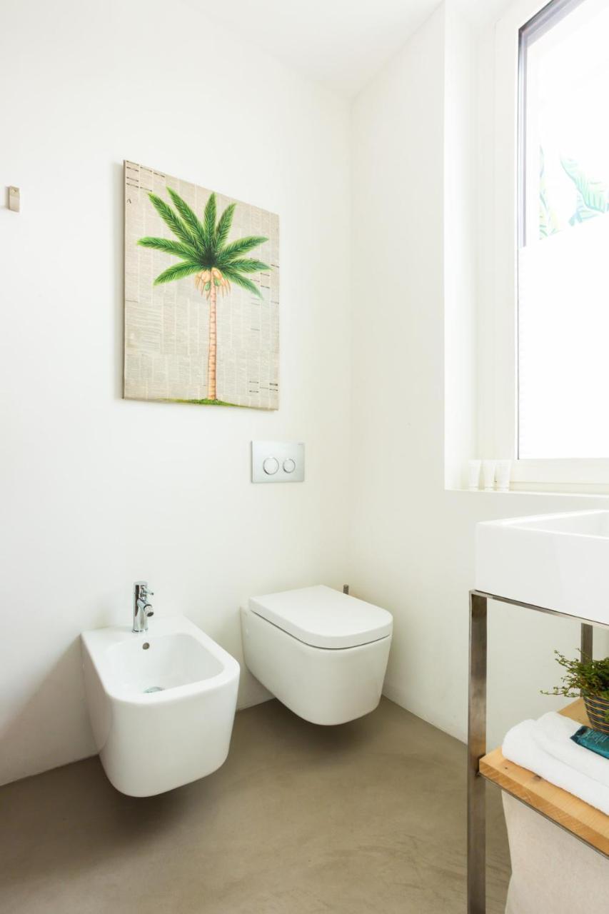 Tropical Micro Studio With Terrace And Duomo Views Milan Exterior photo